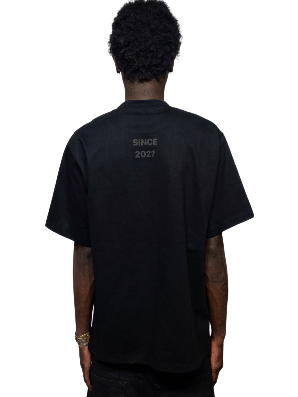 M EXPANDED BLACK TEE
